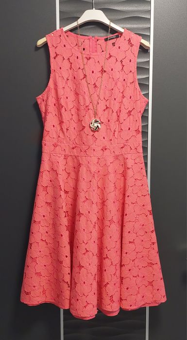 Sukienka Orsay koronkowa koralowa rozmiar 38