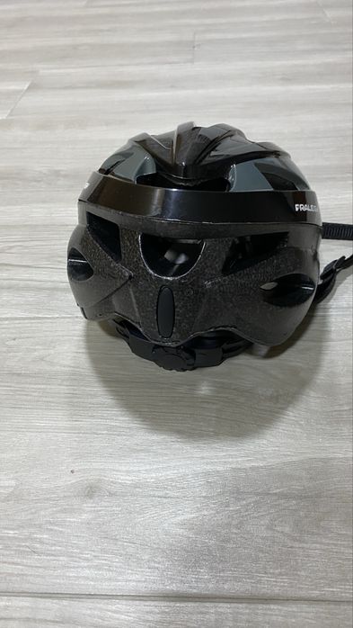 Capacete raleigh btt