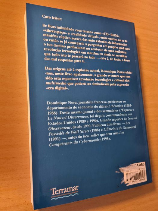 Livro "Os Conquistadores do Ciberespaço" de Dominique Nora