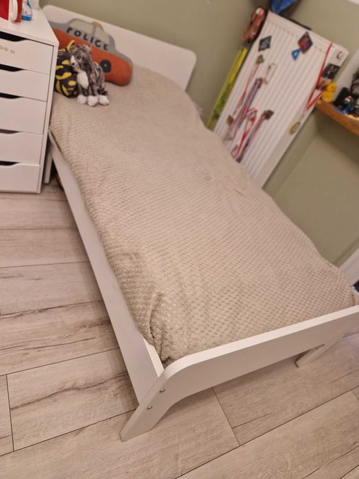 Ikea SKÄLK  łóżko 90x200