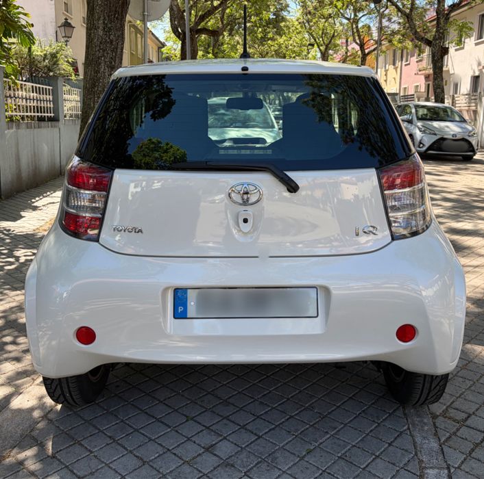 Totota Iq 1.0 VVT-i 2009