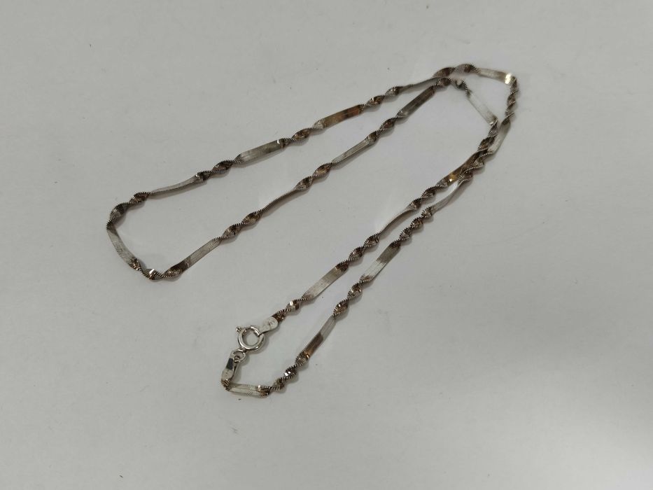 SB194 Srebrny łańcuszek 3,9 G  46 CM