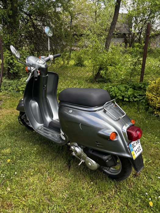 Скутер Honda giorno