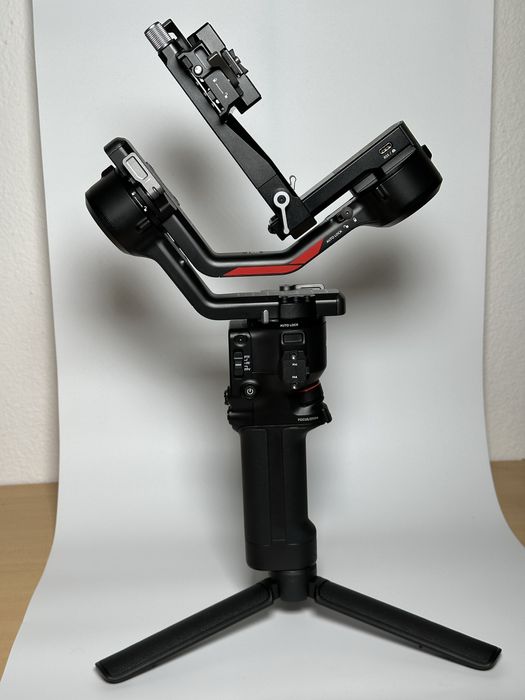 DJI RS 4 – Estabilizador Gimbal Profissional