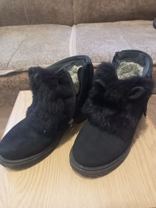 Сапожки для дівчинки