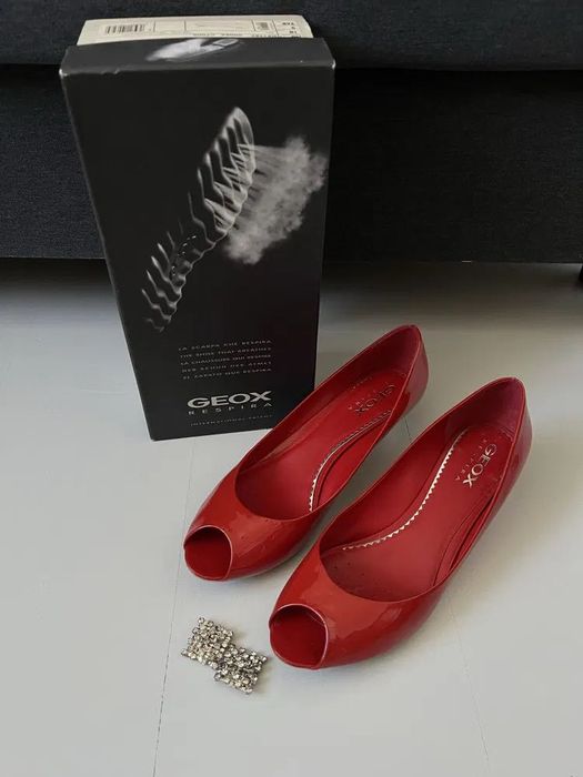 Geox skórzane czółenka niskie r.40