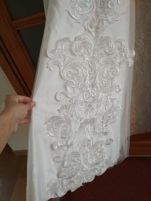 Весільня сукня, колір аиворі 42-44