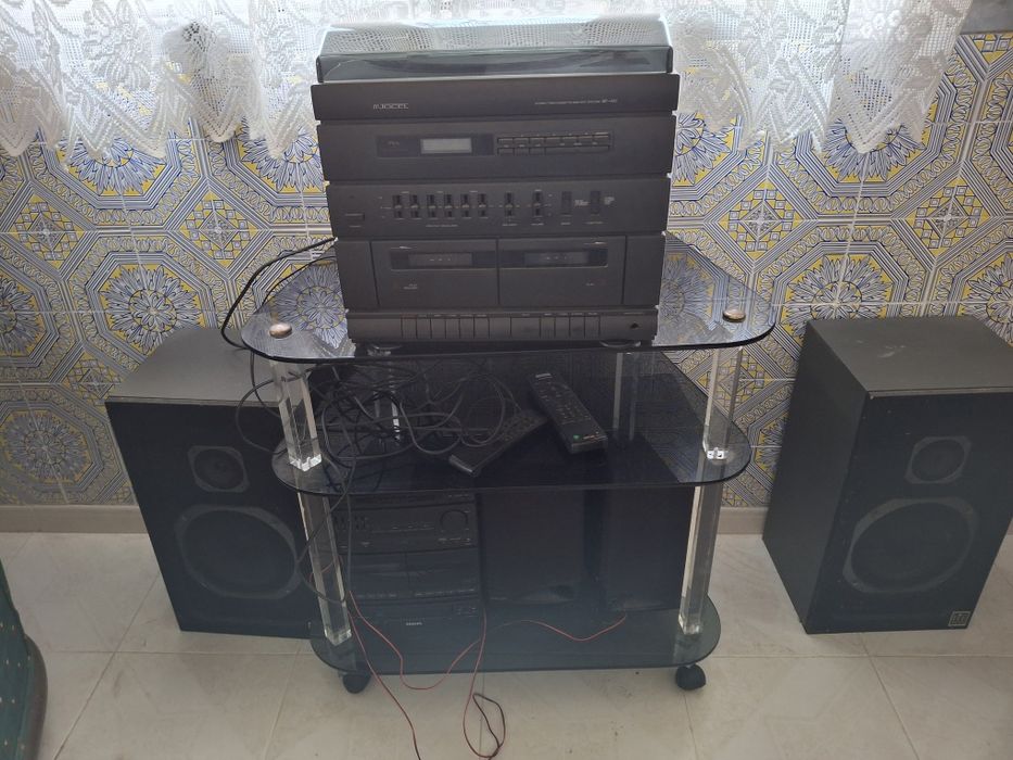 Aparelhagens, móvel e colunas