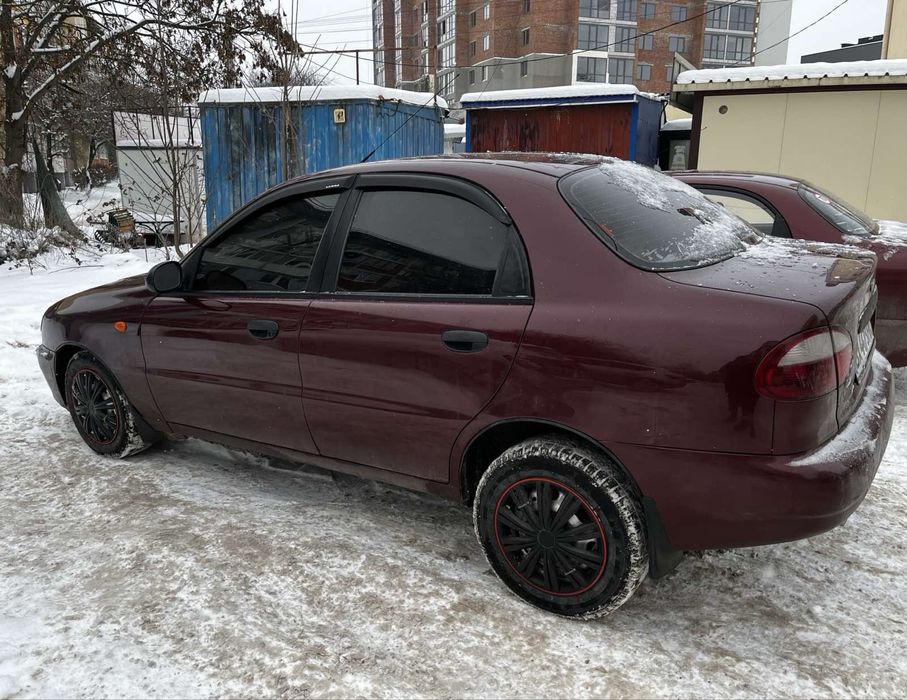 Машина на ходу кожен день їжджу на роботу замінив тормоз ні диски барабани,масла ,фільтра нова зимова резина