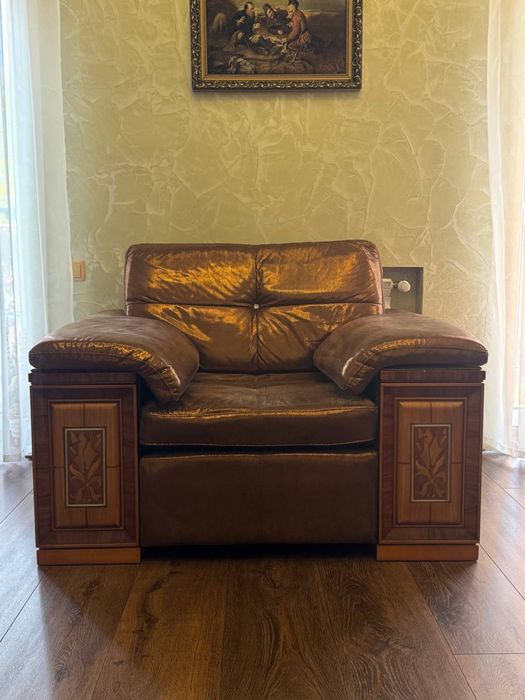 Крісло для кабінету або вітальні