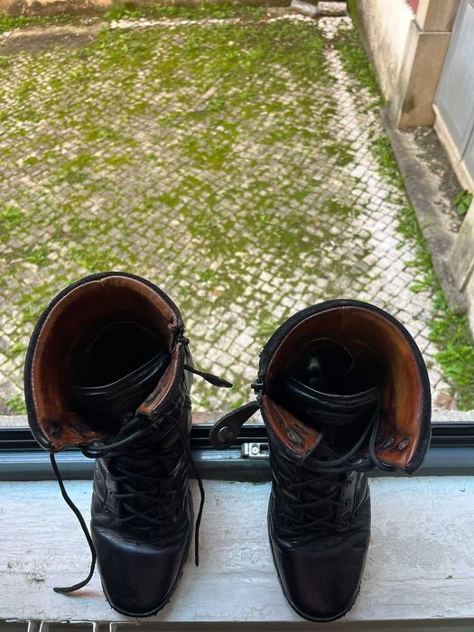 Botas de cabedal com fecho - Militares