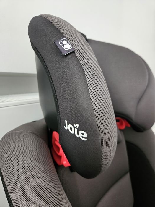 Fotelik samochodowy Joie Bold R (grupa I, II, III, 9-36 kg)
