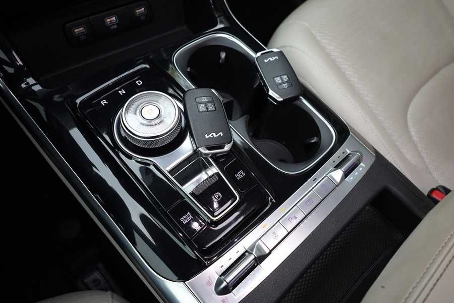 2023 Kia Carnival з ПДВ