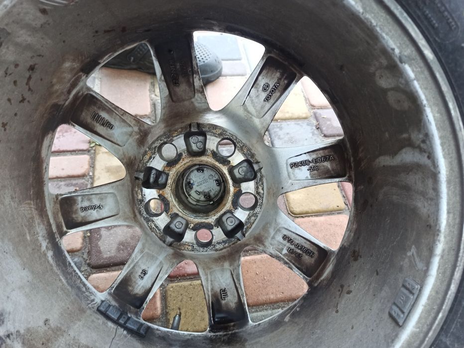 Продам комплект дисків Toyota