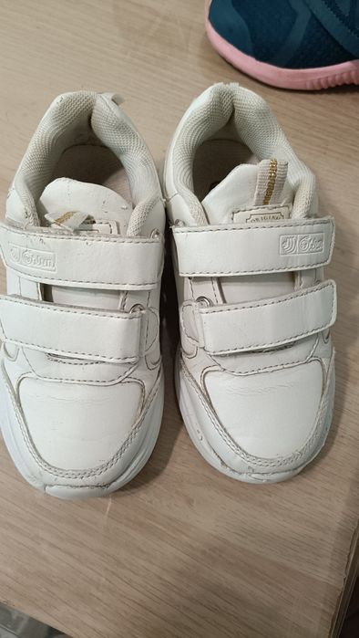 Adidasy dla dziewczynki