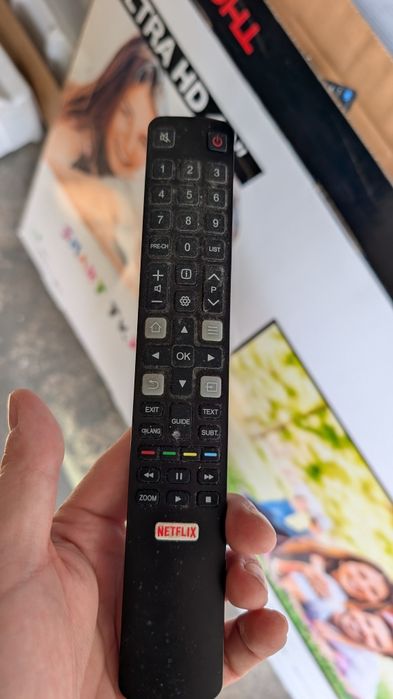 Telewizor Thompson 43ud6306, 4k, Smart TV, YouTube,stan idealny, pudełko