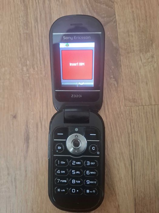 Sony ericsson z320i