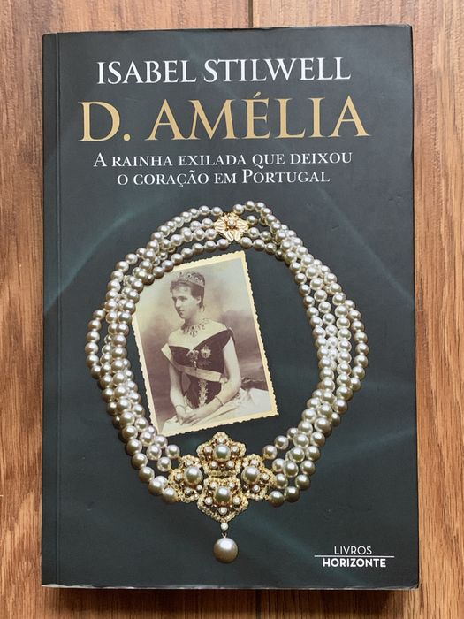 D. Amélia - Isabel Stilwell