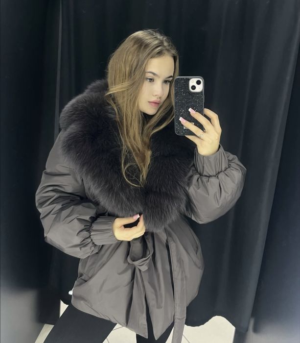 Пуховик з натуральним хутром