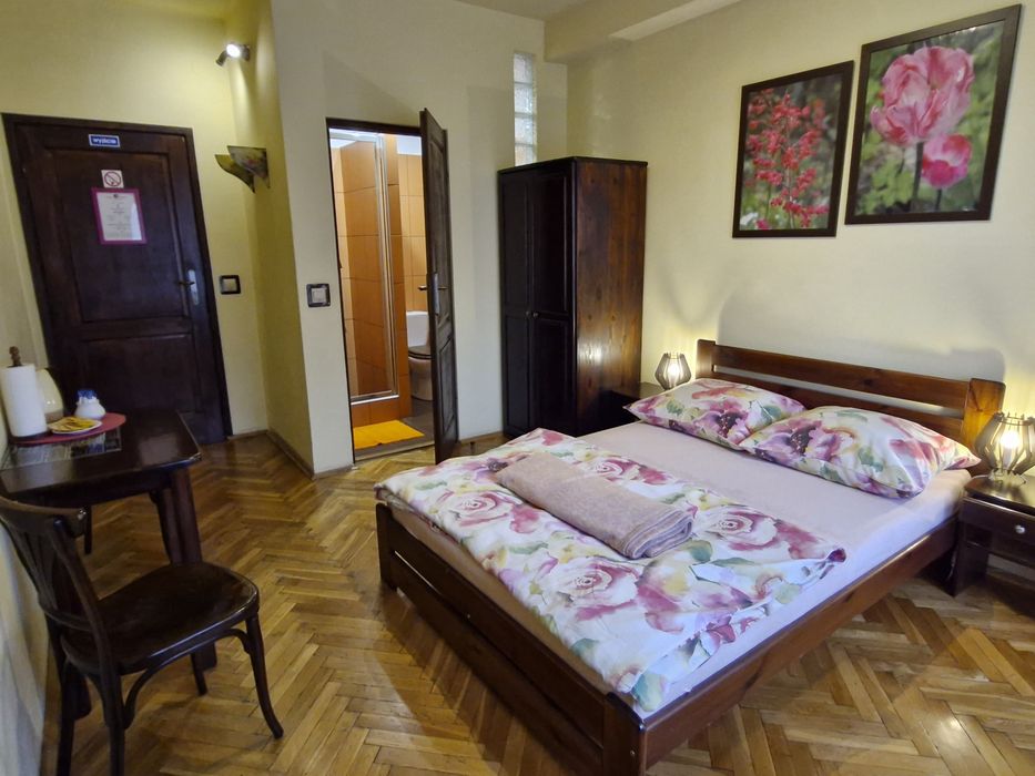 Noclegi w Centrum w pobliżu Zamku na Wawelu  INDALO ROOMS