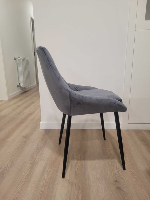 Conjunto de 4 cadeiras