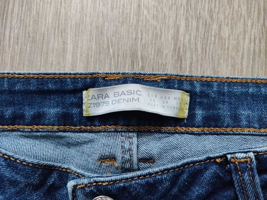 Джинсы женские Zara basic denim 38 ( Turkey) синие.