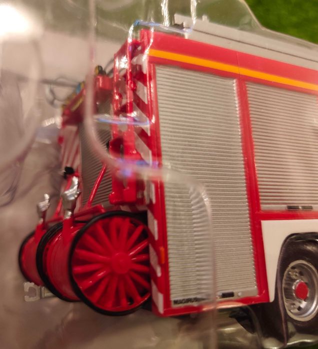 Carro Miniatura RENAULT - G27 Camião Bombeiros sapadores Franceses 1993 escala 1:43 - MUITO RARO - Oferta Envio