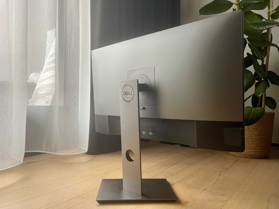 Monitor Dell UltraSharp 27" IPS 4K U2720Q