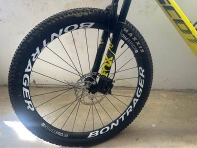 Vendo Bicicleta scott spark rc