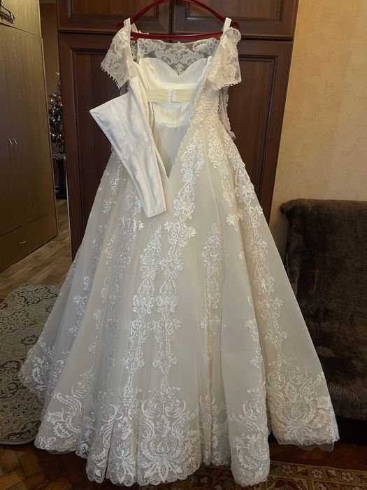 Весільна сукня La Sposa .В ній будете королевою .