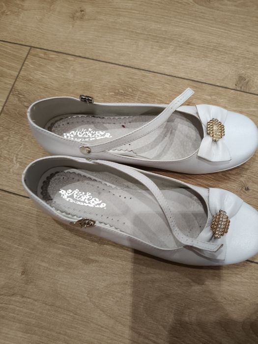 Buciki eleganckie białe 35 dla dziewczynki
