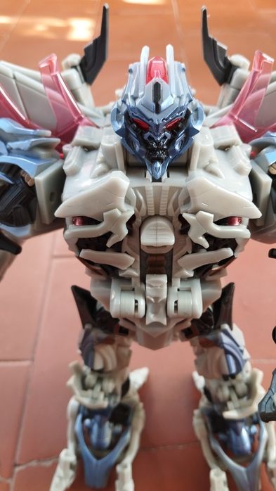 Transformers Megatron - Figura Leader Class 2007