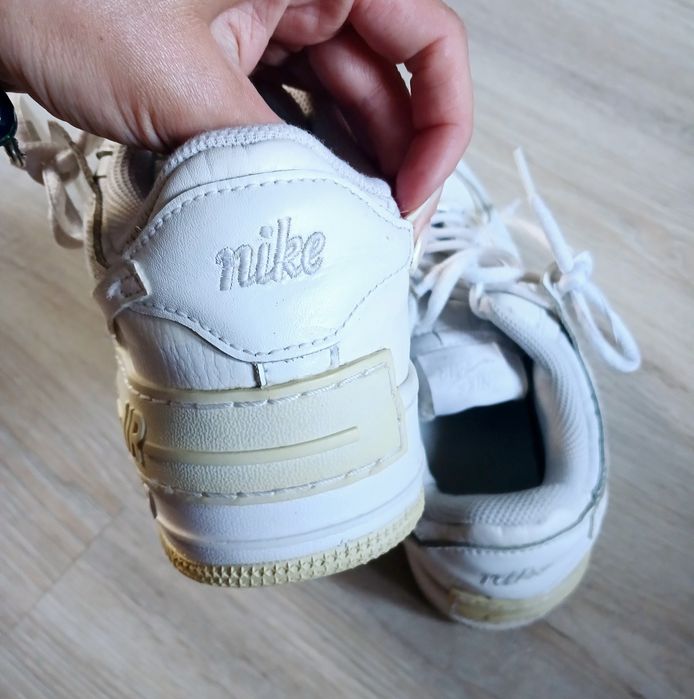 Білі шкіряні жіночі кросівки Nike,оригінал,жіночі кросівки 37-38р