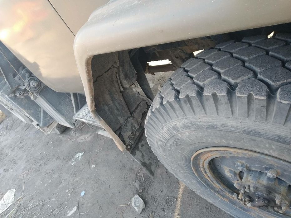 Продам автовышку ВС-22 на ЗИЛ-131 вездеход газ-бензин