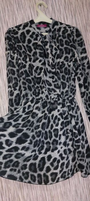 Продам жіночий одяг куртка чорна