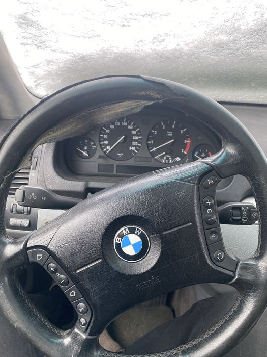 Кермо BMW e53.