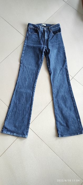 Jeansy dzwony Wrangler Flare 26x32