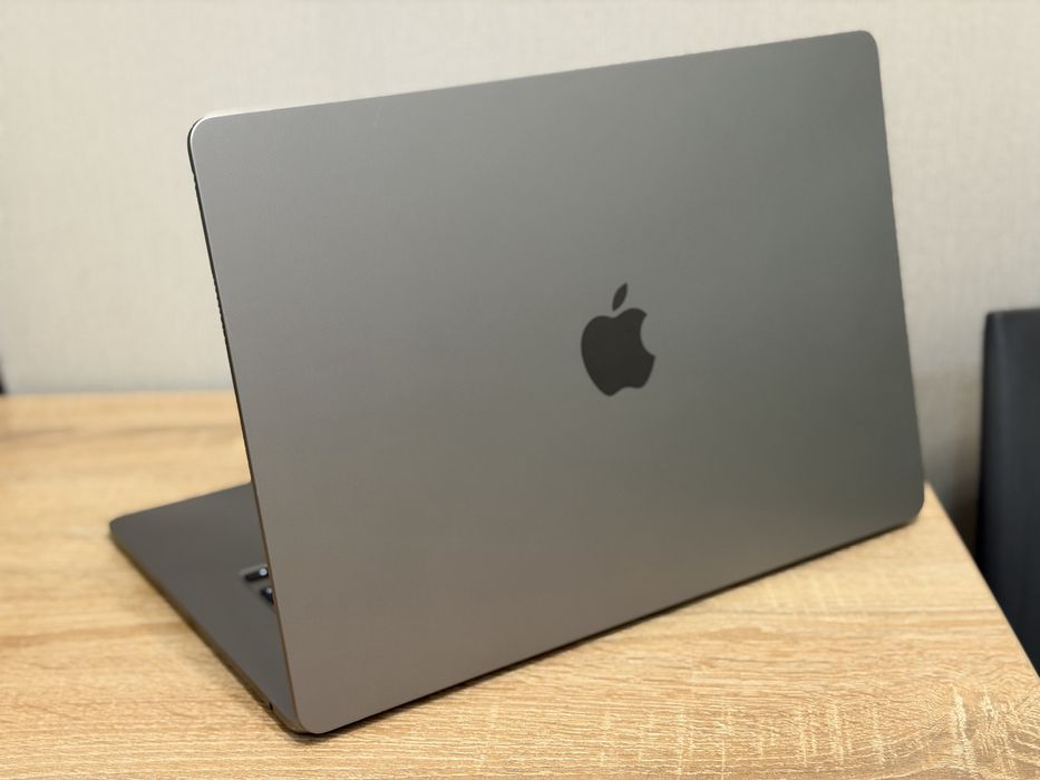 Apple MacBook Air 15" M2 Space Gray 2023 (MQKP3)
