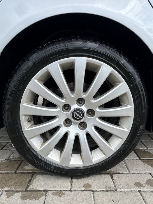 Продам Opel  Insignia 2014 рік