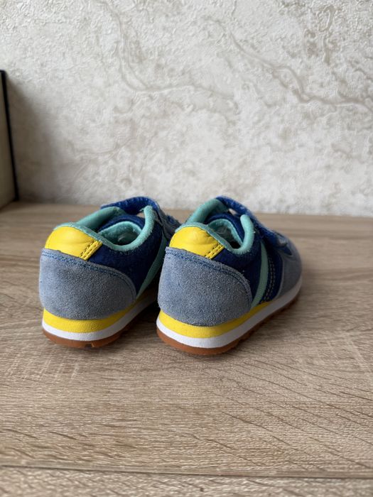 Дитяче взуття 23 розмір