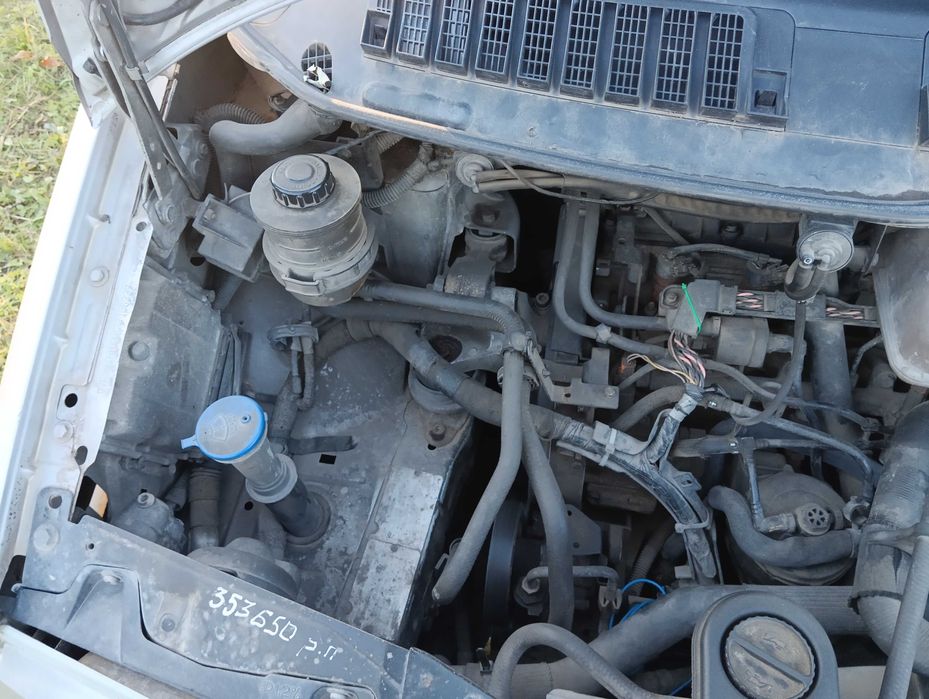 Пежо експерт 2000