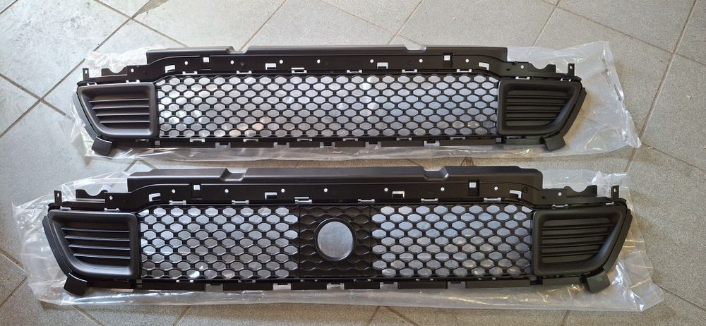 Решітка бампера Jeep Cherokee 19-21 68288039AB 68288045AB Джип Черокі бампер фара туманка молдинг кріплення бачок накладка губа жалюзі кріплення птф