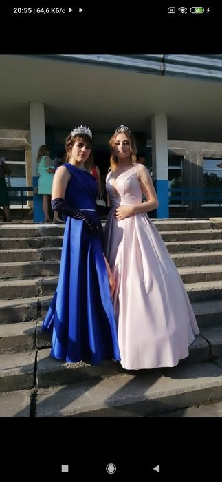 Атласна випускна сукня