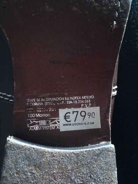 Botas altas pelo joelho