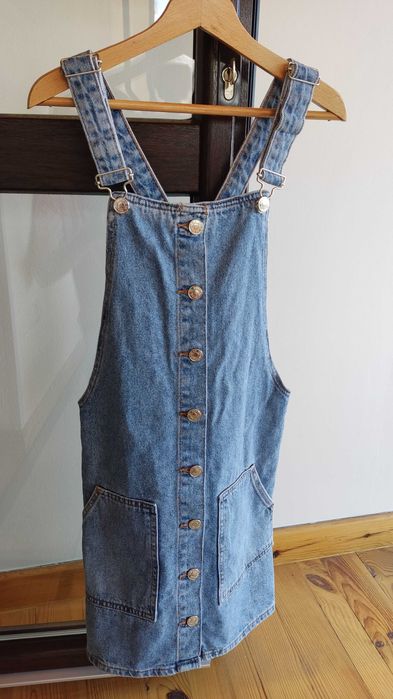 Dziewczęca spódniczka jeansowa