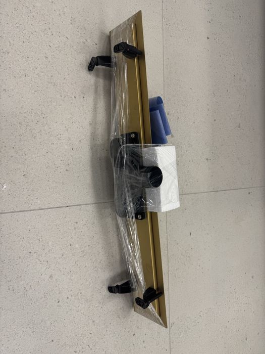 Odpływ liniowy Laveo COB_G71D złoty szczotkowany