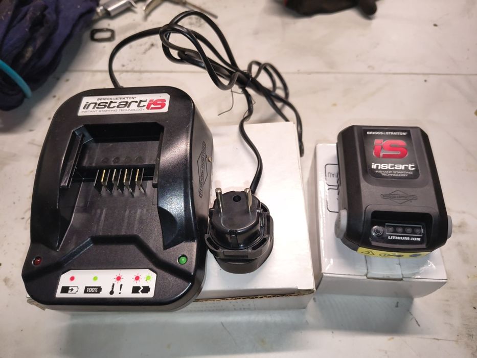 Bateria akumulator instart Briggs stration nowa