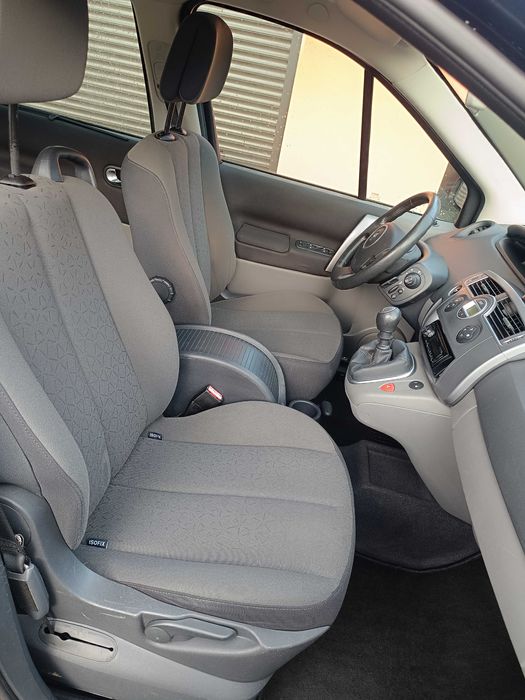 Renault Megane Scenic 1,6 B 2007 rok klima hak opłacony