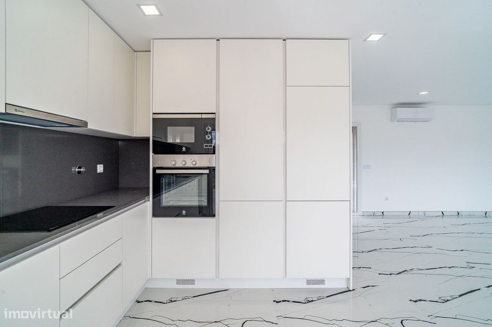 Moradia isolada T4 + 1 em Coimbra