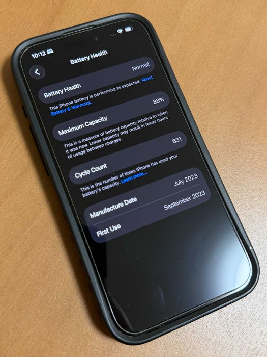 iPhone 15 Pro - 256 GB - White Titanium - Capa e protetor dbrand